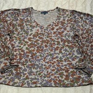 Democracy Women's Multicolor Floral V-neck Top long sleeves size M